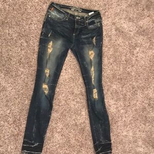 Authentic Robin’s Jeans sz 28 excellent condition